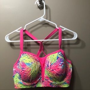 Victoria’s Secret Angel Sports Bra 36 DD (NWT)